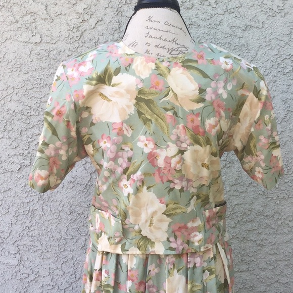 Vintage 2-Piece Shirt and Skirt Coordinated Matching Floral Outfit Set - Picture 5 of 8